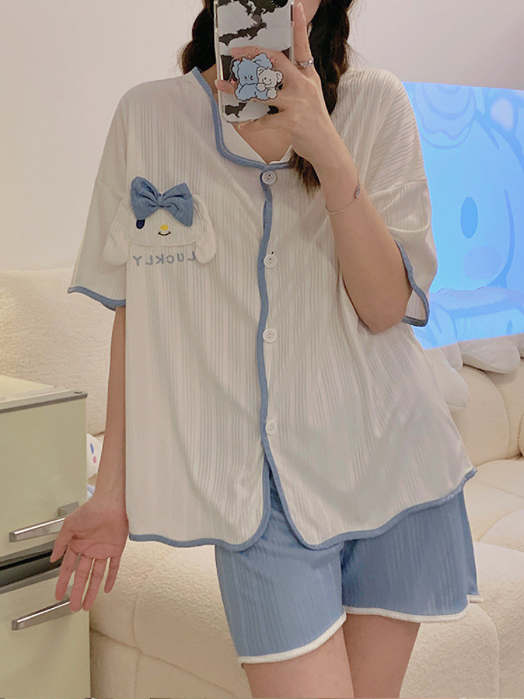 Hot-selling cute cartoon pajama set