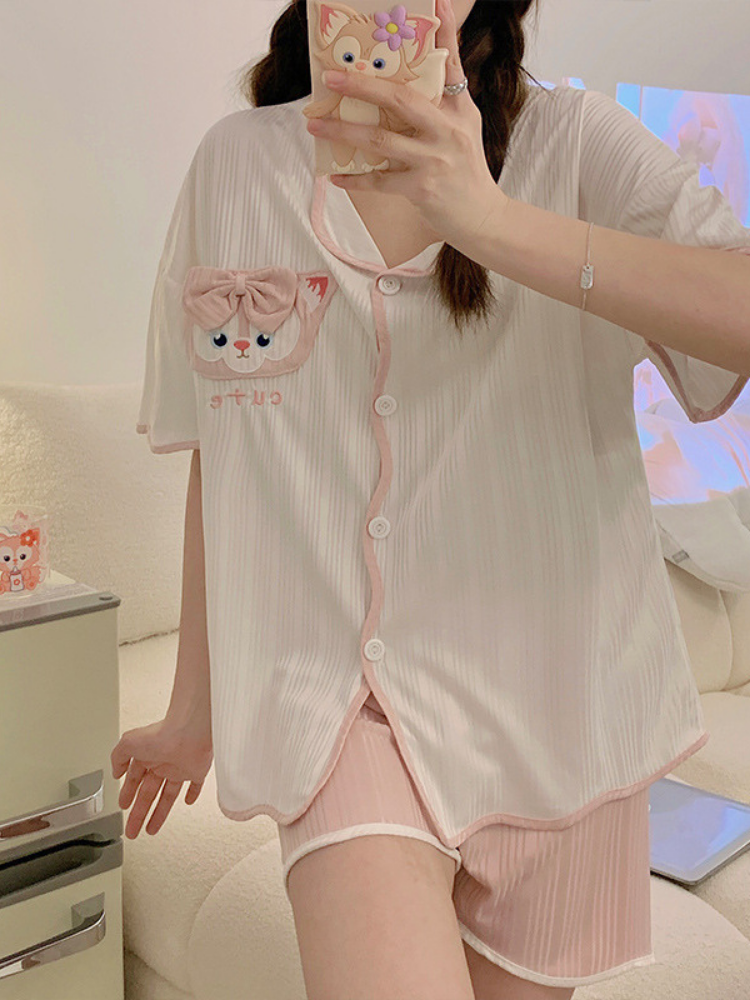 Hot-selling cute cartoon pajama set