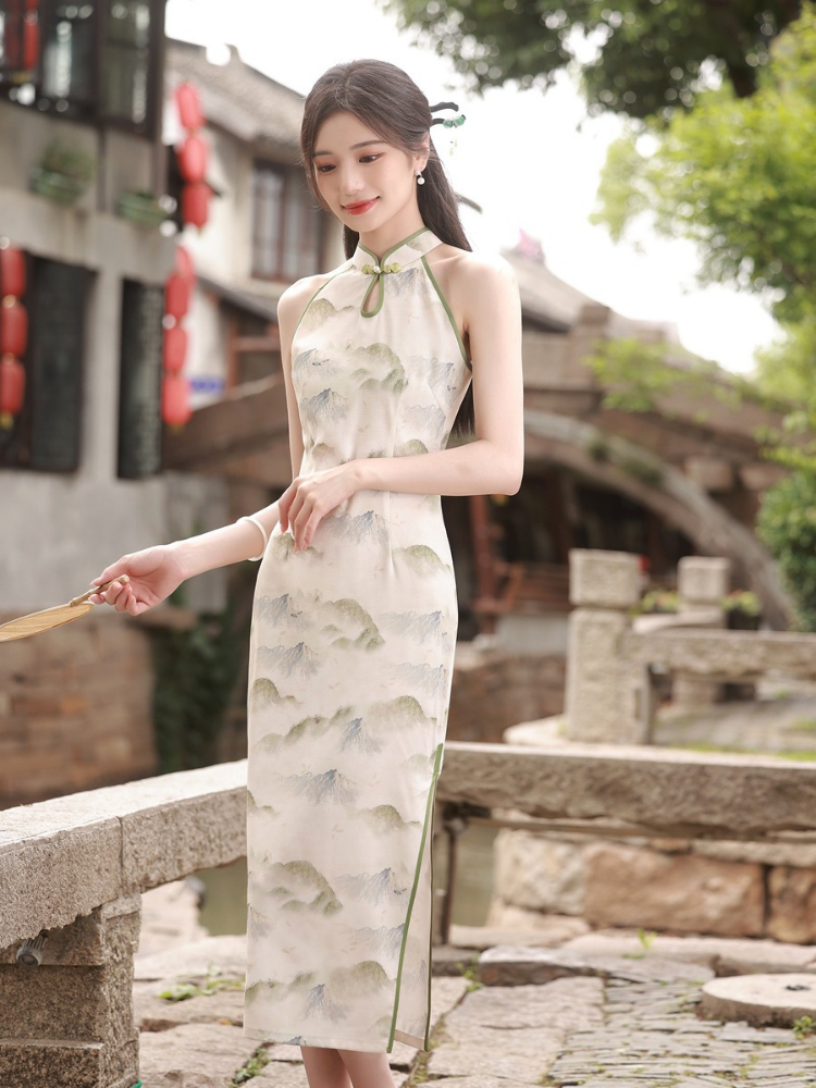 New Chinese-style Sleeveless Cheongsam